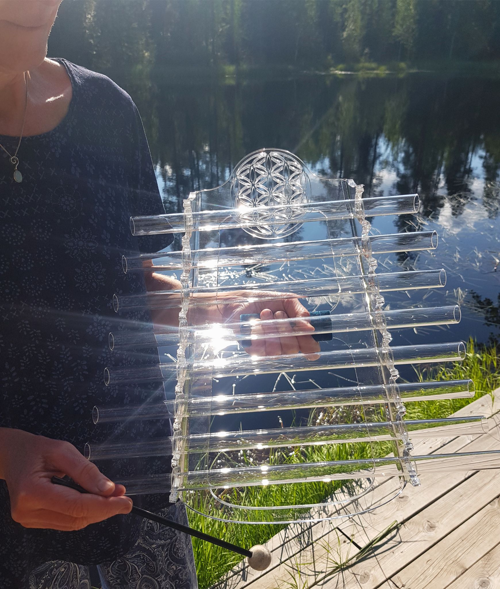 Anna with crystal harp at Brännatjärn